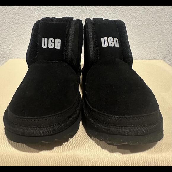 New UGG Australia Neumel EZ Fit Toddler Leather Boots Size 12